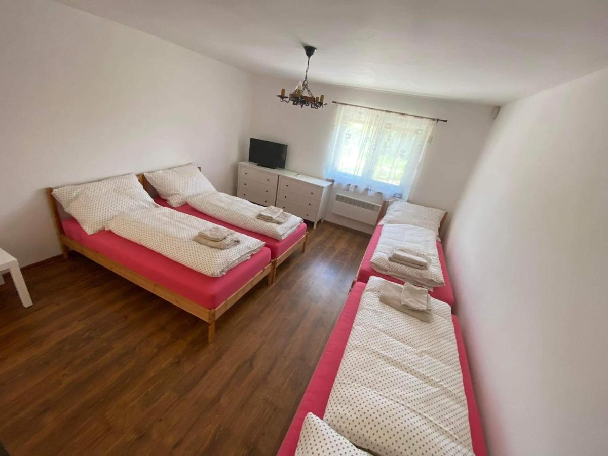 Vinný sklep u Mňa Mutěnice Exteriér fotografie